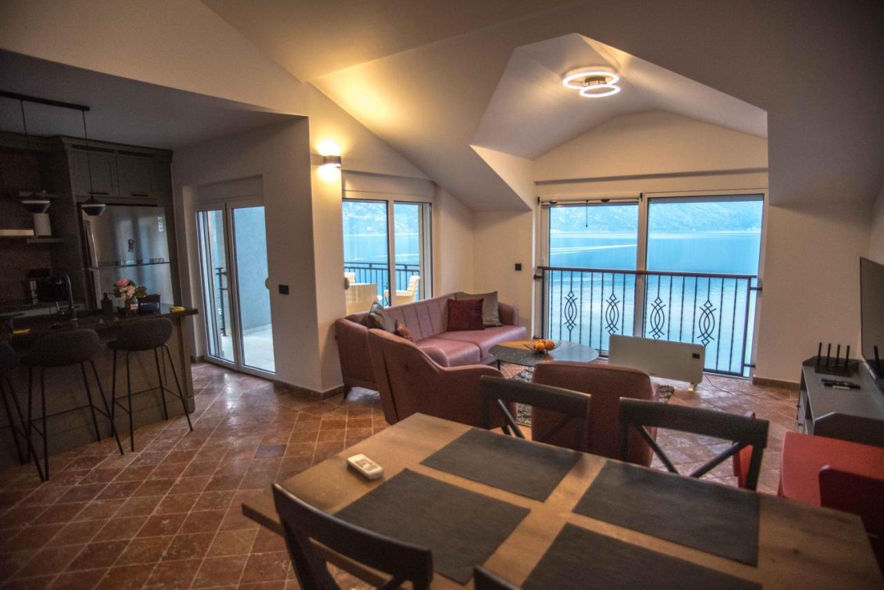 Modern Waterfront 3-Bed Apartment Donja Kostanjica Extérieur photo