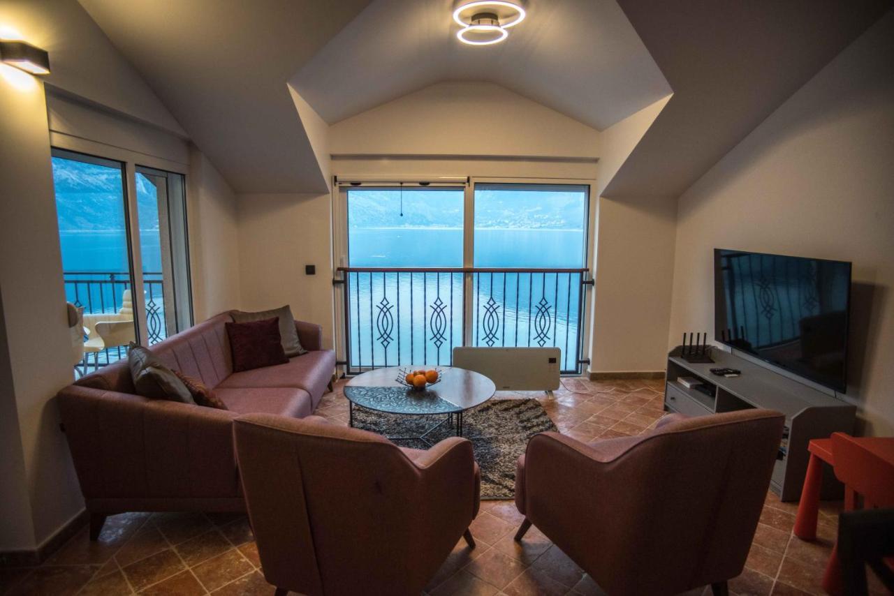 Modern Waterfront 3-Bed Apartment Donja Kostanjica Extérieur photo